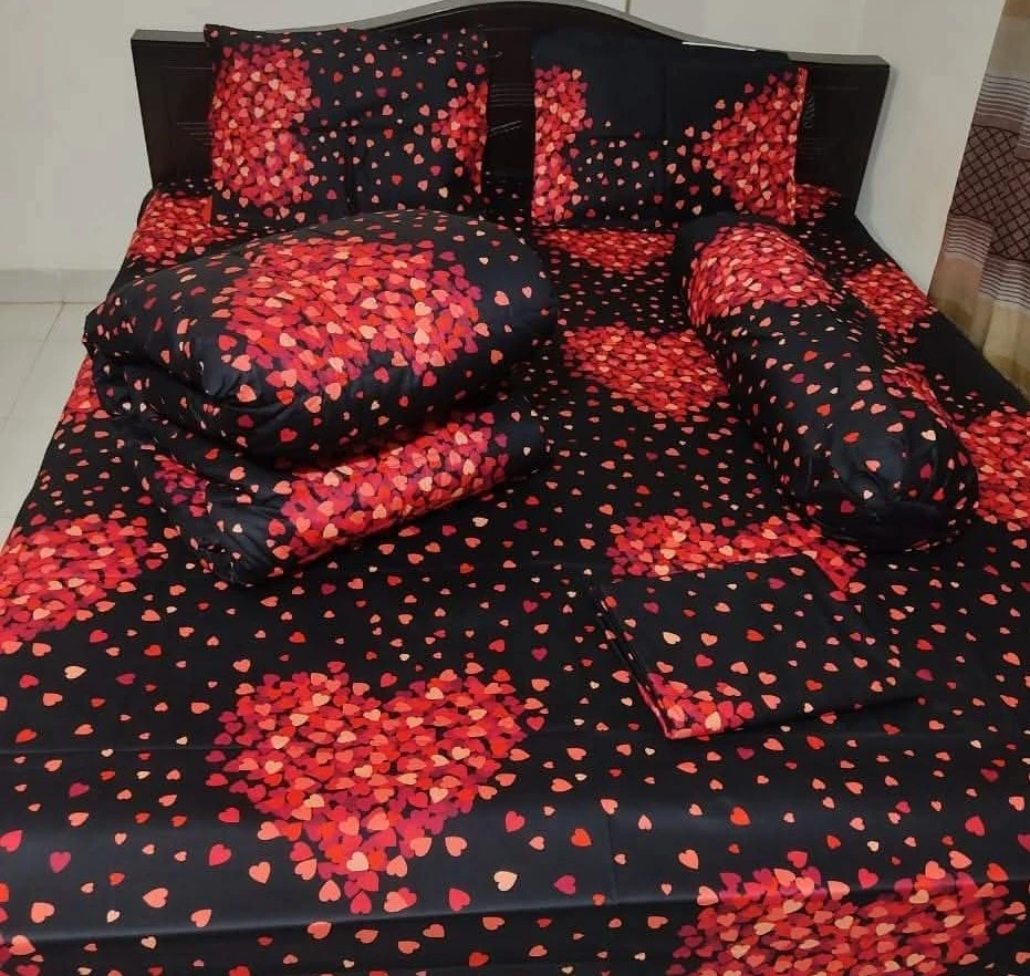 Black Red Heart 5 Pcs Premium Comforter Set - King Size Bedsheet With Comforter